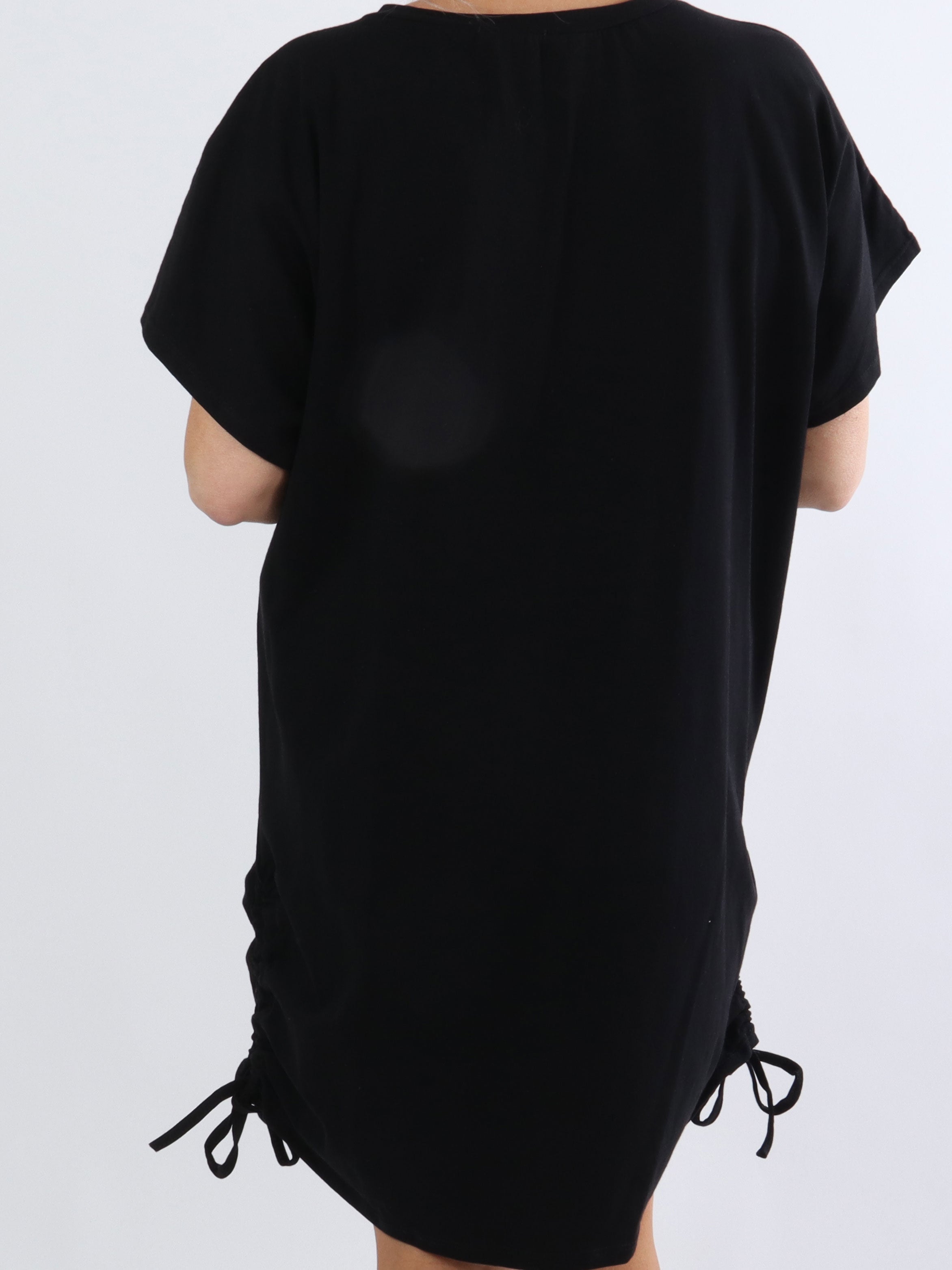 Linnea - Plus size t-shirt kjole med tekst og snøre